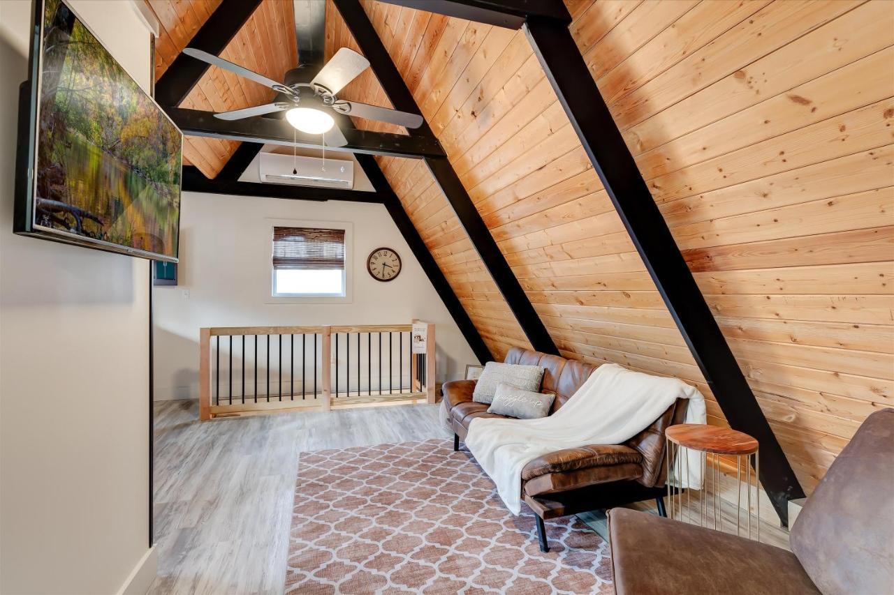 The Pet Friendly Cub Cabin Sevierville Kültér fotó